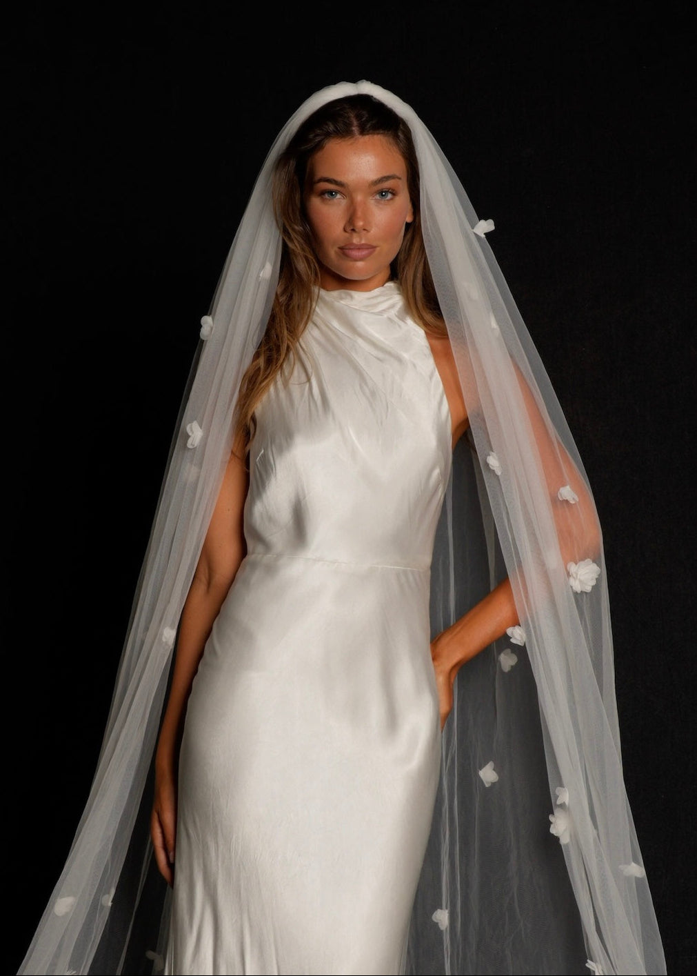 3D FLOWER VEIL, SINGLE TIER, CATHEDRAL LENGTH