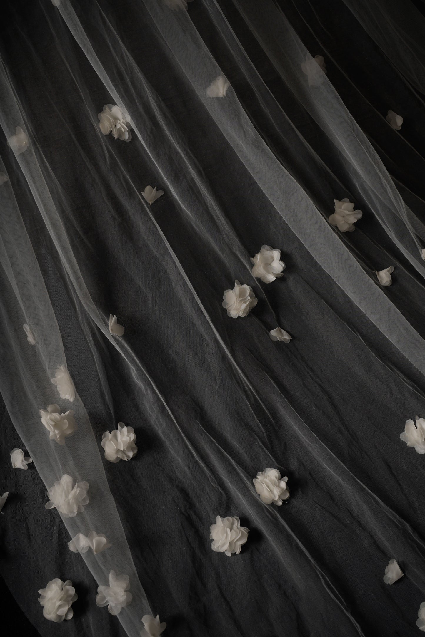 3D FLOWER VEIL, SINGLE TIER, CATHEDRAL LENGTH