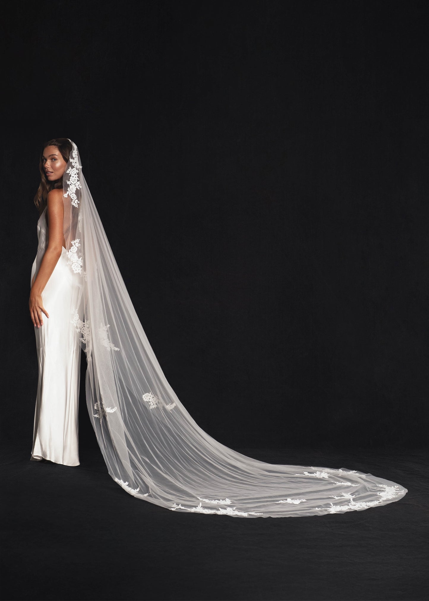 FOR AMY FLORAL LACE VEIL, SINGLE TIER, CATHEDRAL LENGTH