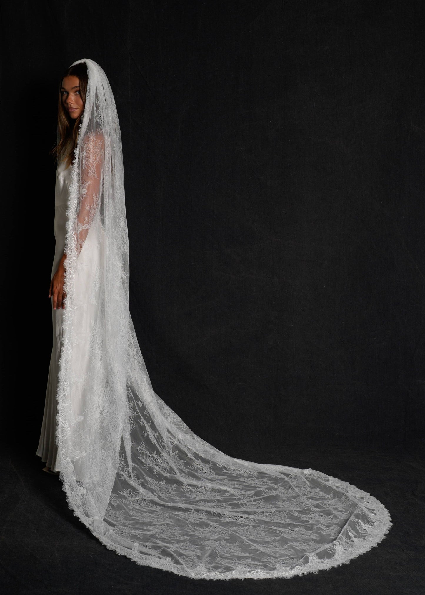 CHANTILLY ALL OVER LACE VEIL, SINGLE TIER, CATHEDRAL LENGTH