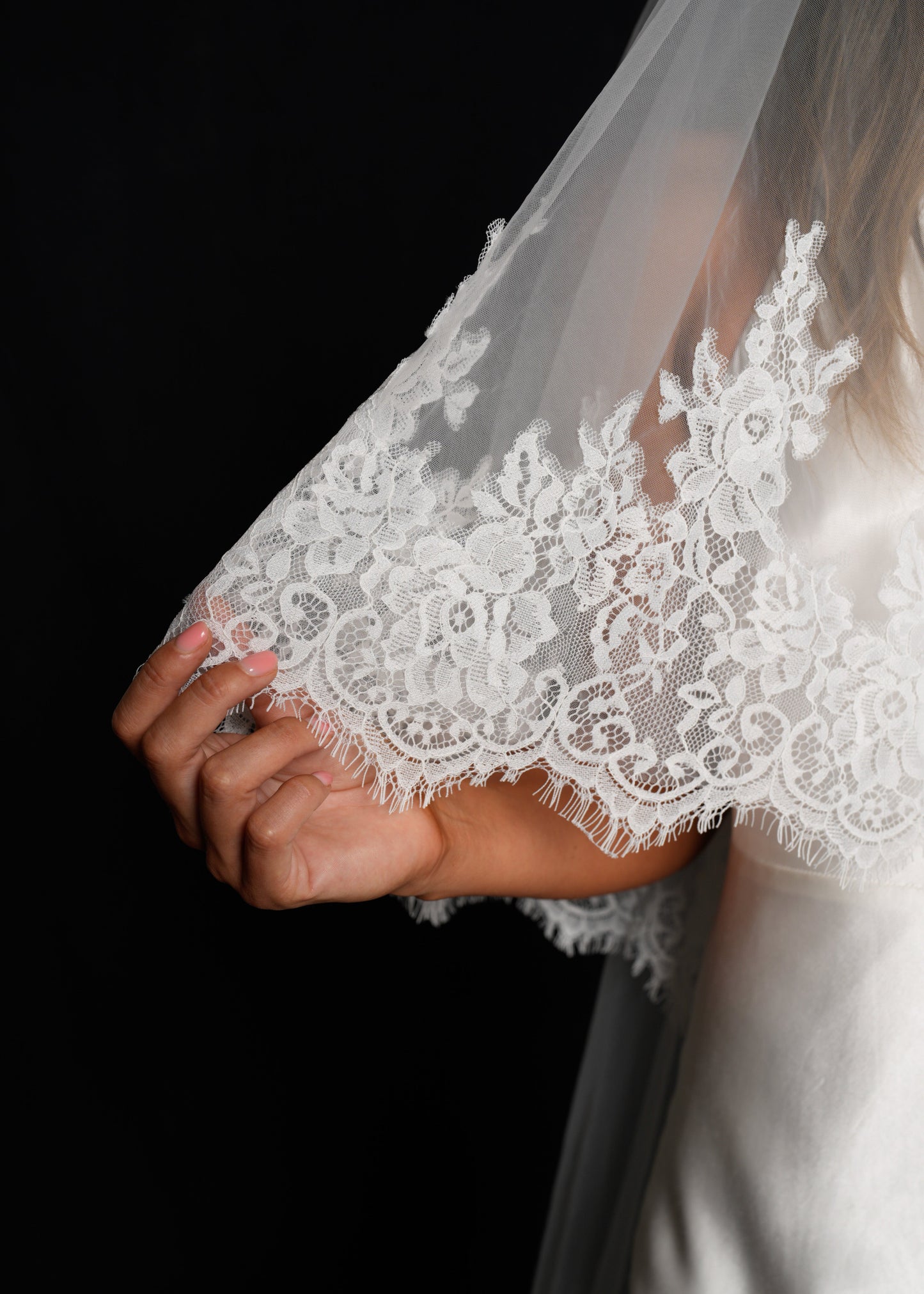 ROYAL LACE VEIL, TWO TIER, CATHEDRAL LENGTH