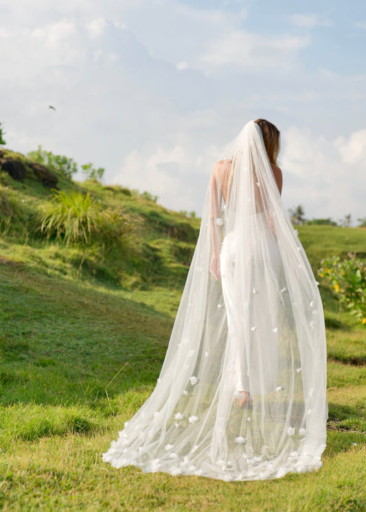 3D FLOWER VEIL, SINGLE TIER, CATHEDRAL LENGTH