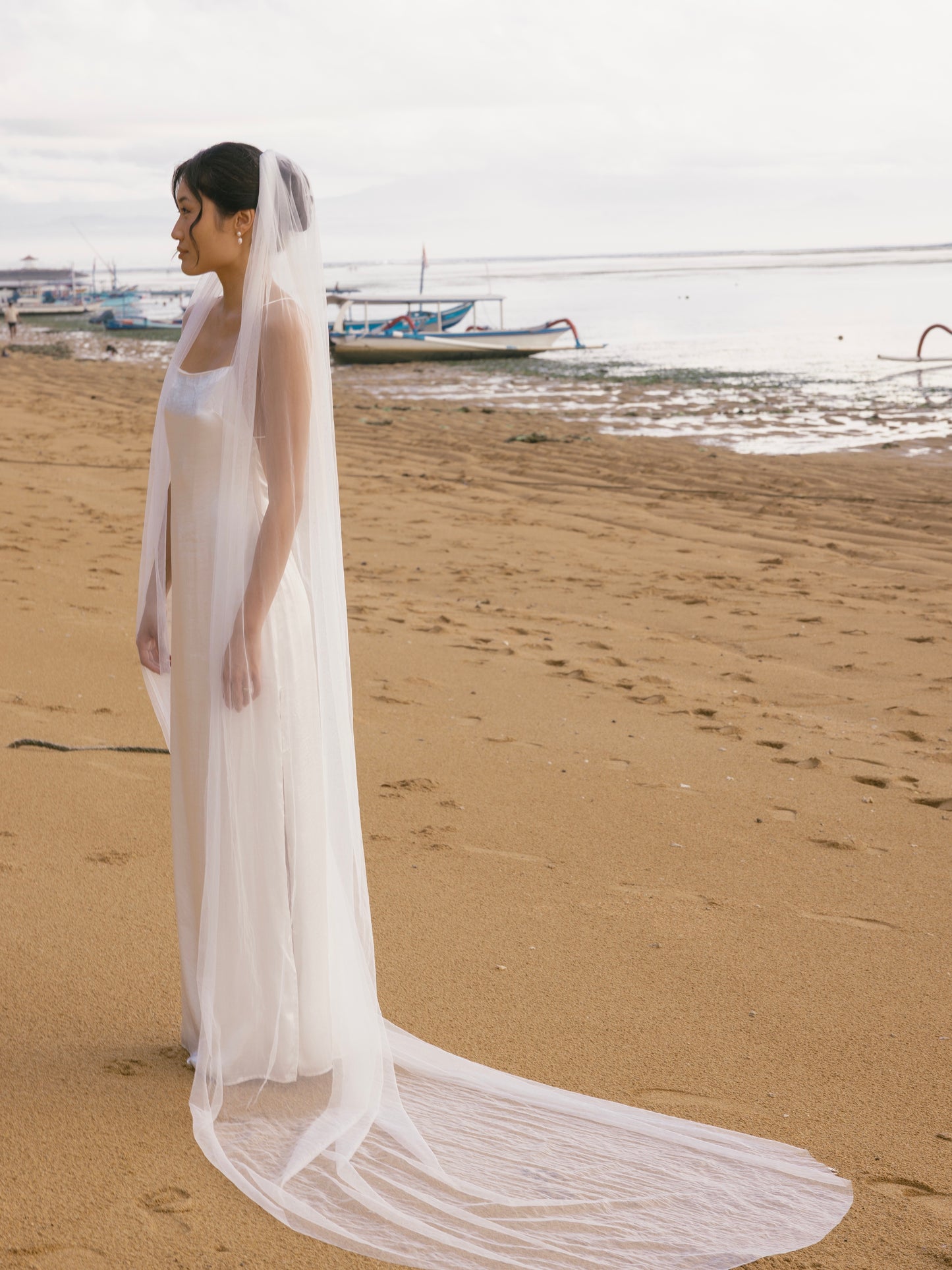 FOR SARAH H - SIMPLE PLAIN CLASSIC VEIL, CHAPEL LENGTH, SINGLE TIER