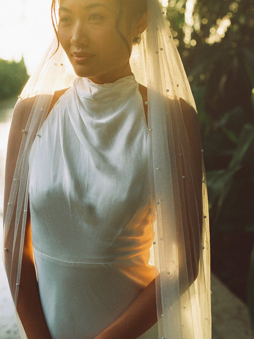 PEARL VEIL, SINGLE TIER, CATHEDRAL LENGTH