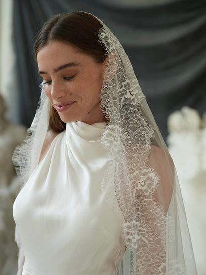 For Jessica Gomez- Mantilla Chantilly Lace Veil, Single Tier, Cathedral Length