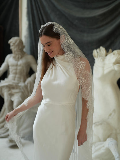 For Jessica Gomez- Mantilla Chantilly Lace Veil, Single Tier, Cathedral Length