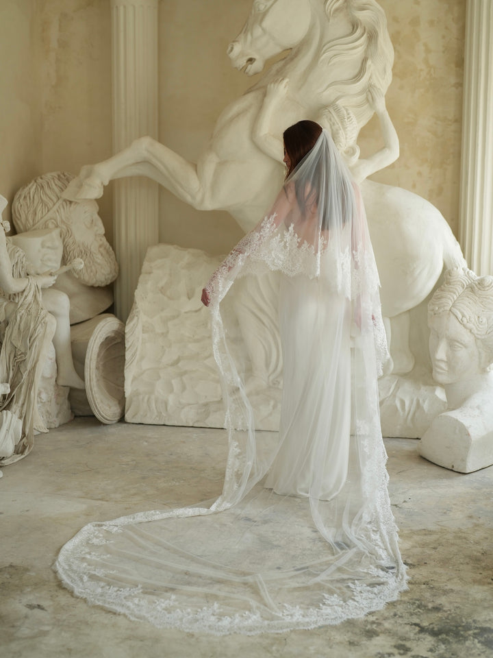 Royal Lace Veil, Two Tier, Cathedral Length