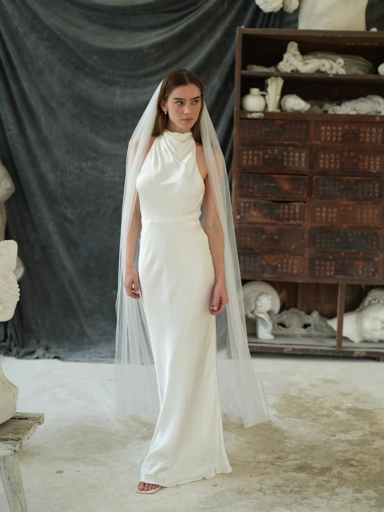 Simple Plain Classic Veil, Cathedral Length, Single Tier Calily Bridal Simple Plain Classic Veil, Cathedral Length, Single Tier Calily Bridal
