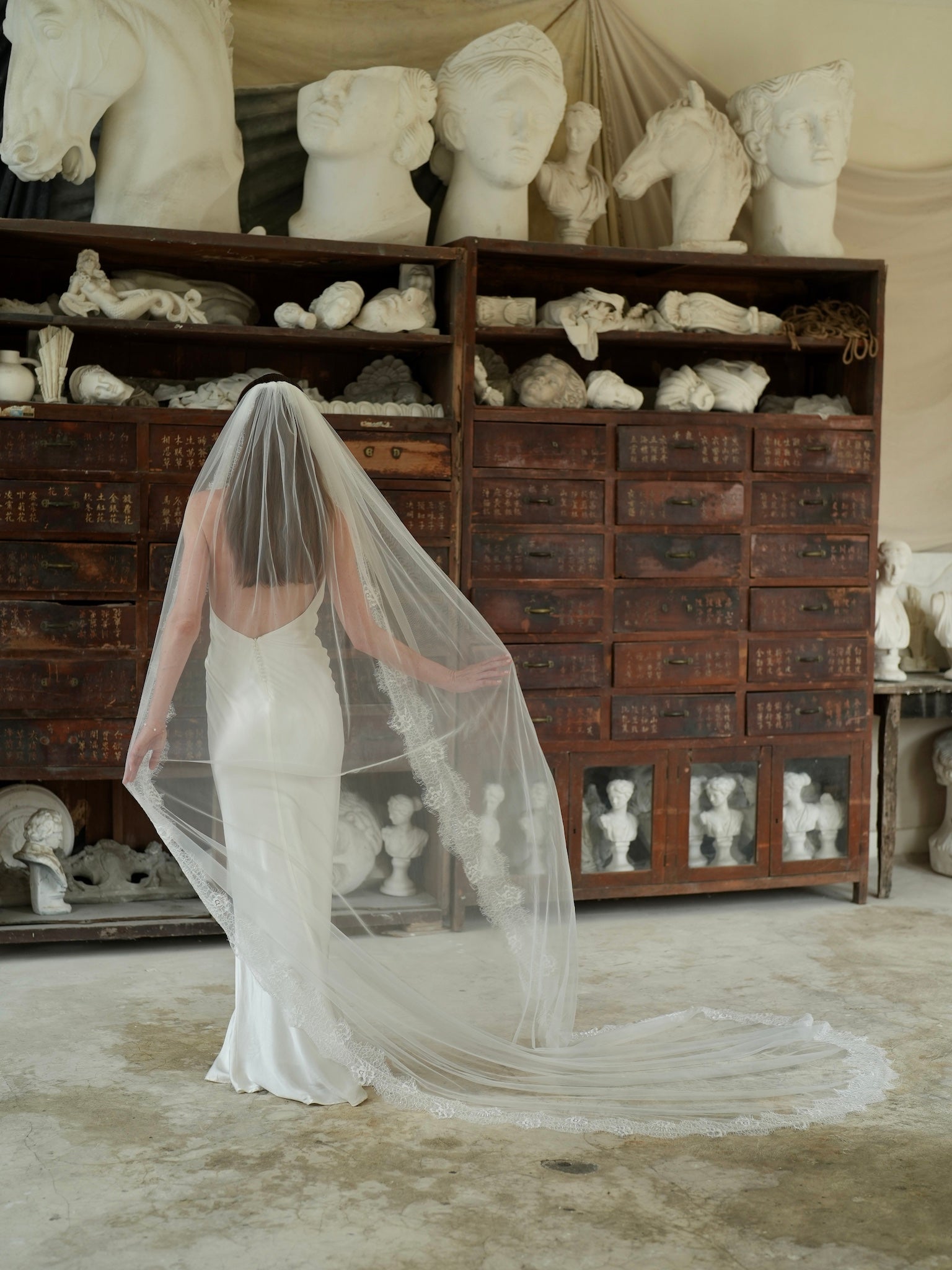 Lace Veil, Single Tier, Cathedral Length Calily Bridal Lace Veil, Single Tier, Cathedral Length Calily Bridal