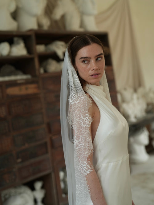 LACE VEIL, SINGLE TIER, CATHEDRAL LENGTH