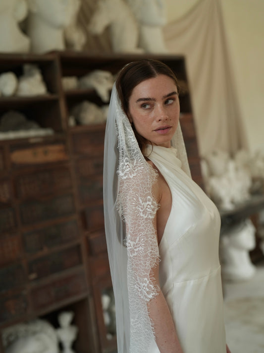 LACE VEIL, SINGLE TIER, CATHEDRAL LENGTH