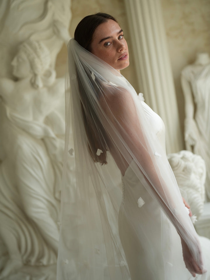 3D Flower Veil, Single Tier, Cathedral Length