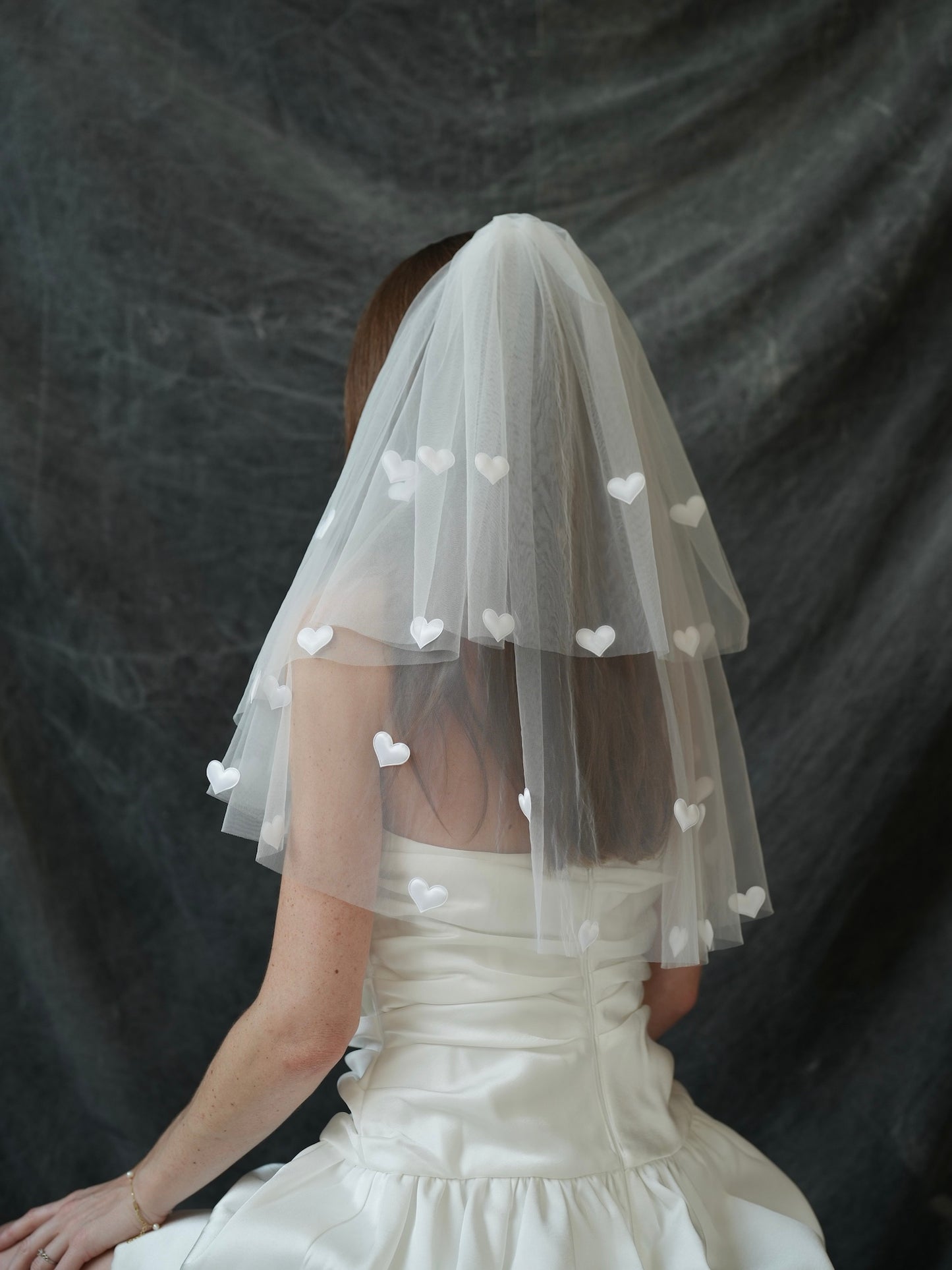 MINI HEART SHORT TWO TIER BACHELORETTE VEIL