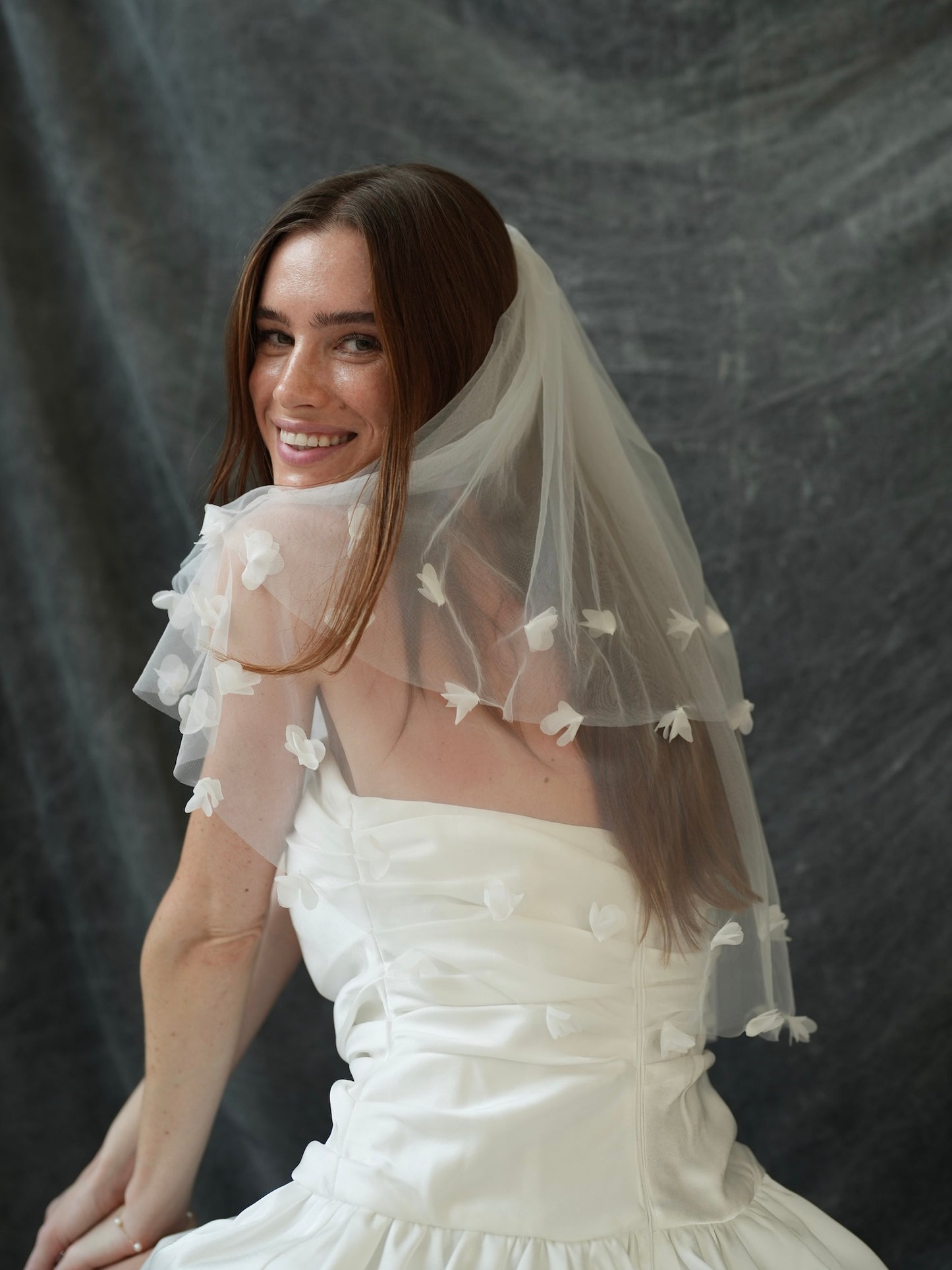 MINI 3D FLOWER SHORT TWO TIER BACHELORETTE VEIL