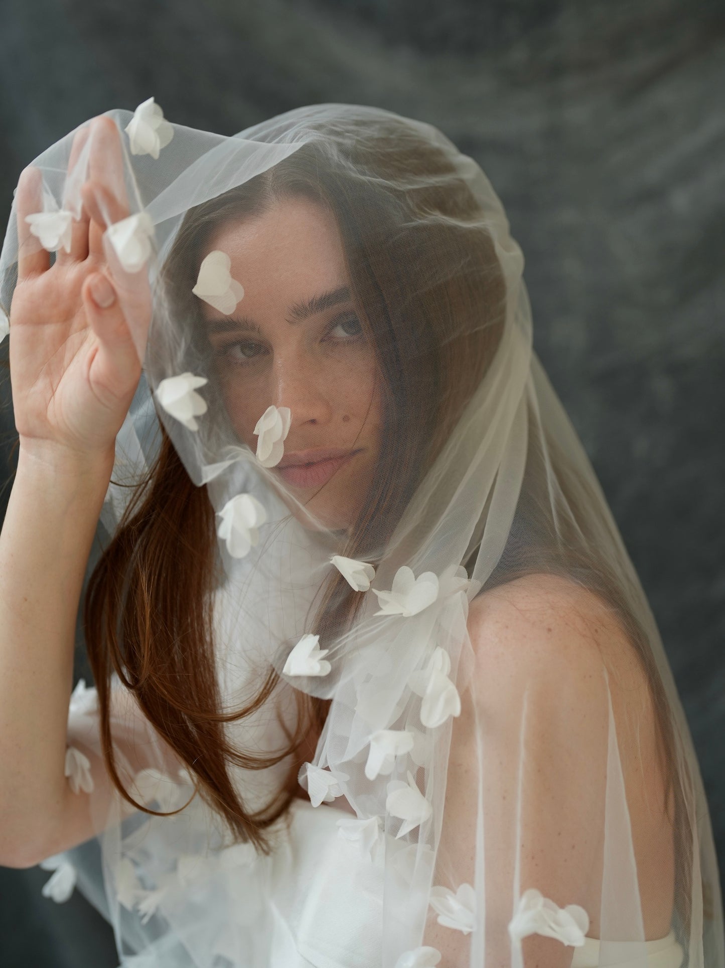 MINI 3D FLOWER SHORT TWO TIER BACHELORETTE VEIL