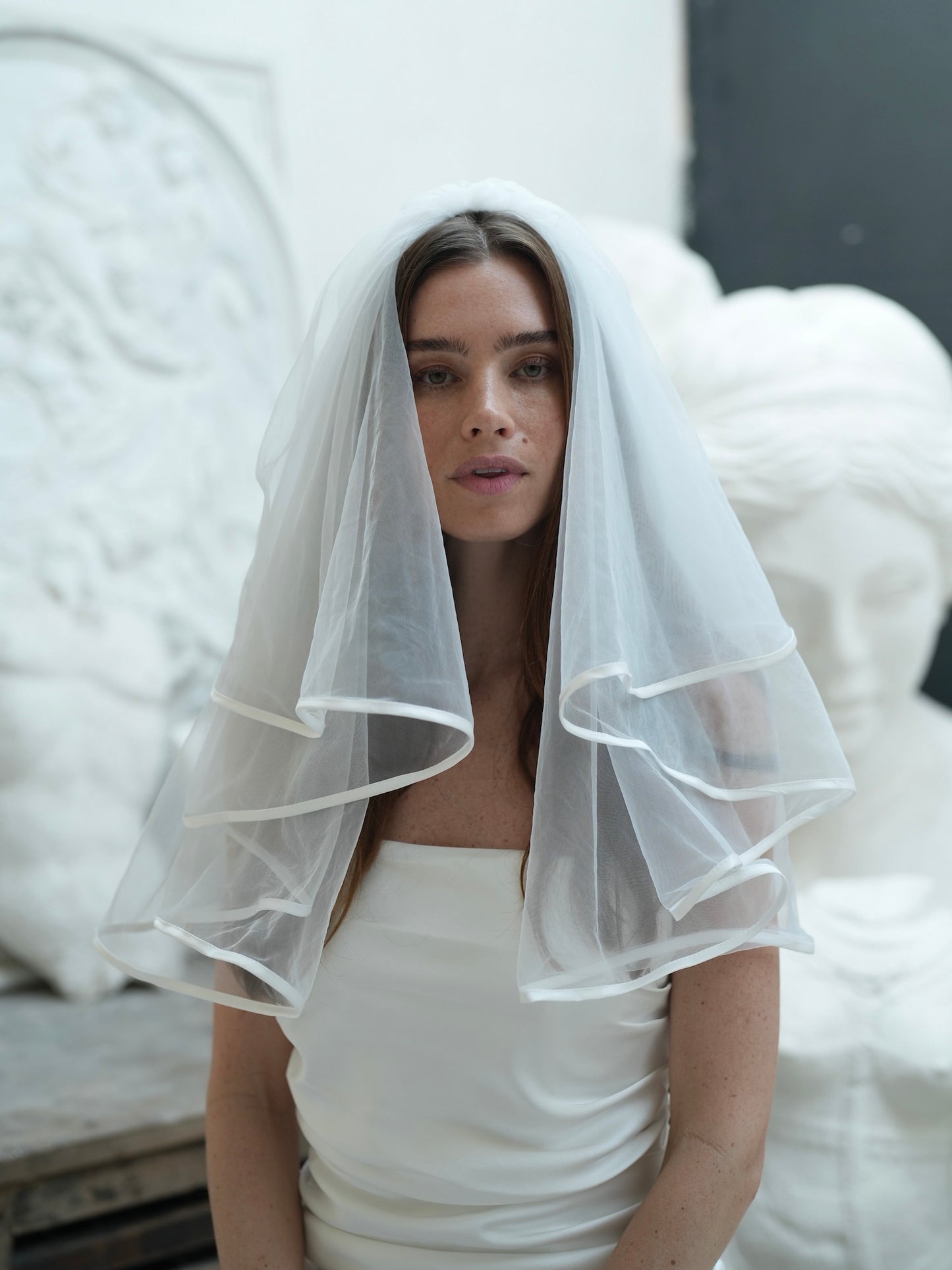 MINI SATIN EDGE SHORT TWO TIER BACHELORETTE VEIL