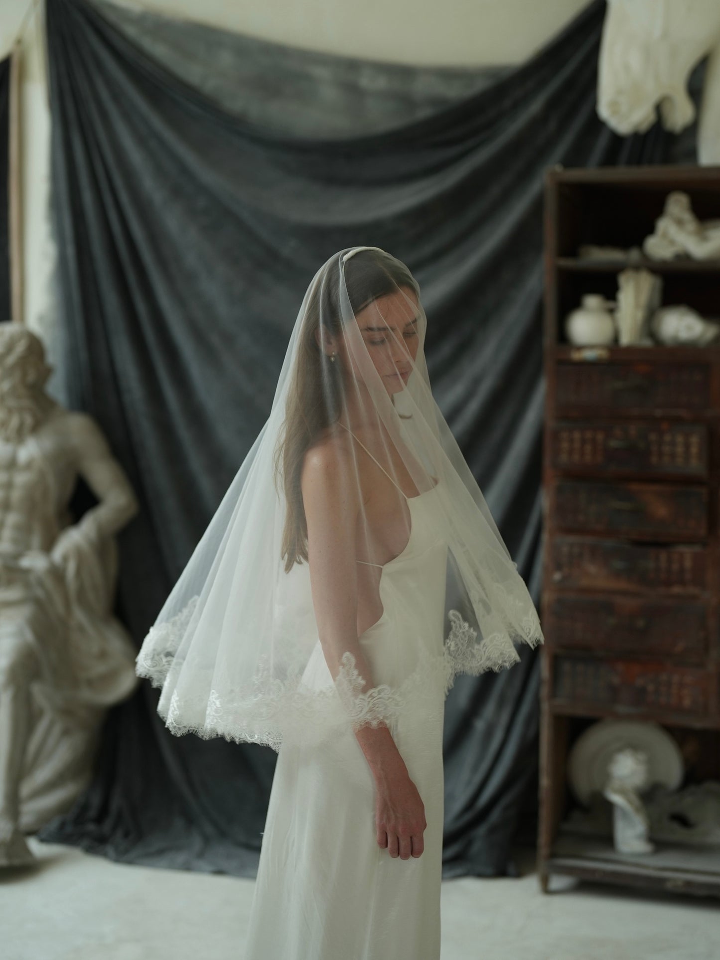 Chantilly Short Lace Veil, Two Tier, Fingertip Length