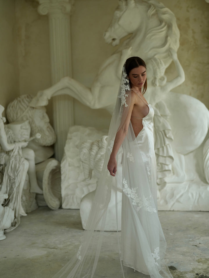 Floral Lace Veil, Single Tier, Cathedral Length