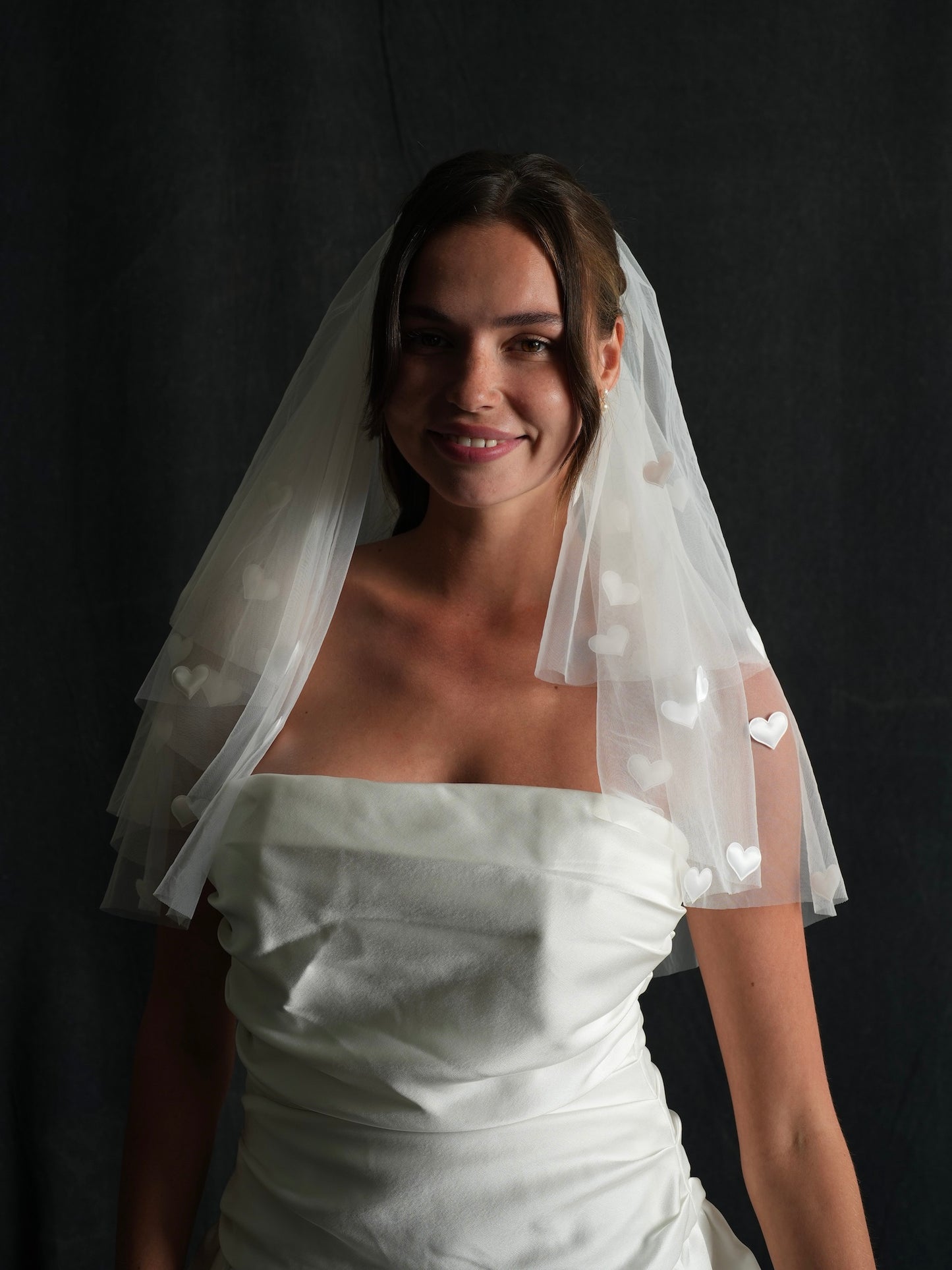 MINI HEART SHORT TWO TIER BACHELORETTE VEIL