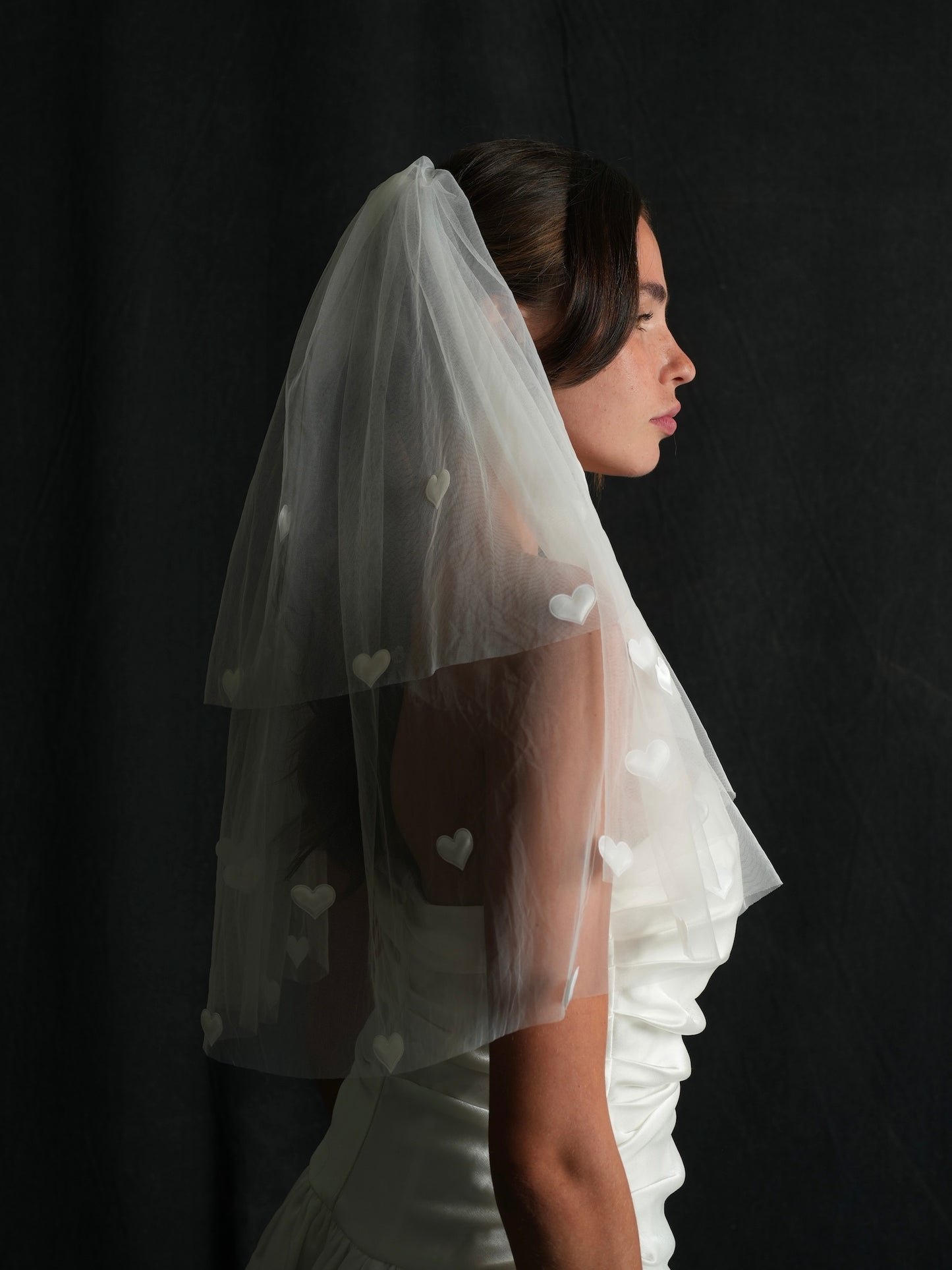 MINI HEART SHORT TWO TIER BACHELORETTE VEIL