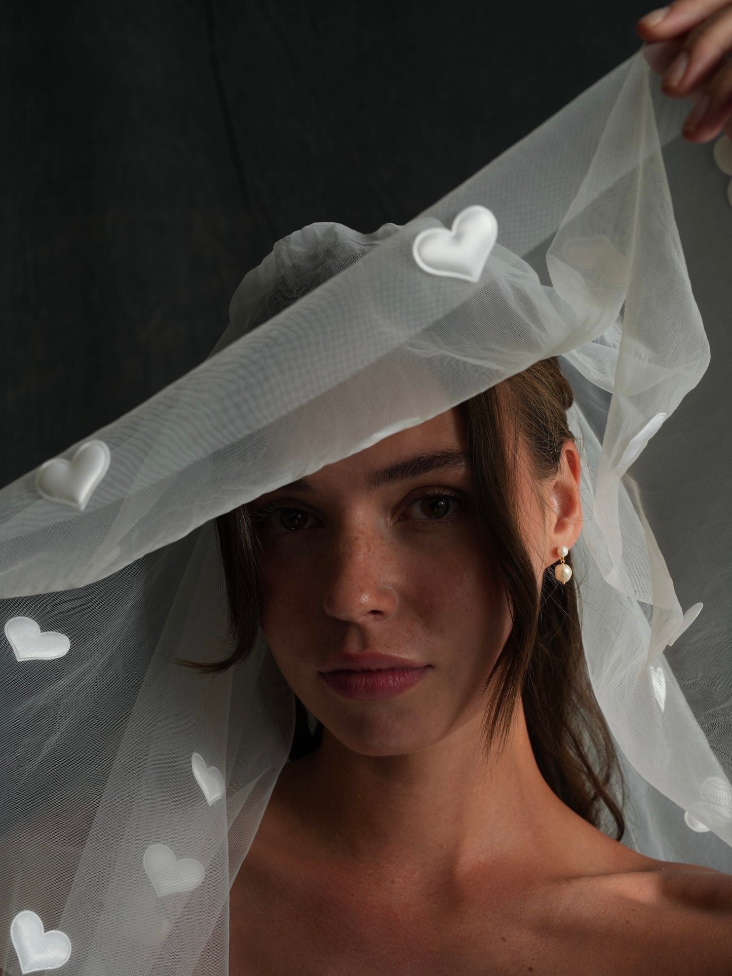 MINI HEART SHORT TWO TIER BACHELORETTE VEIL