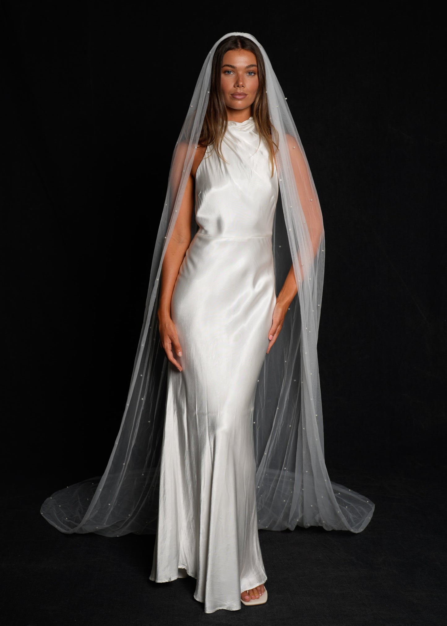 PEARL VEIL, SINGLE TIER, CATHEDRAL LENGTH