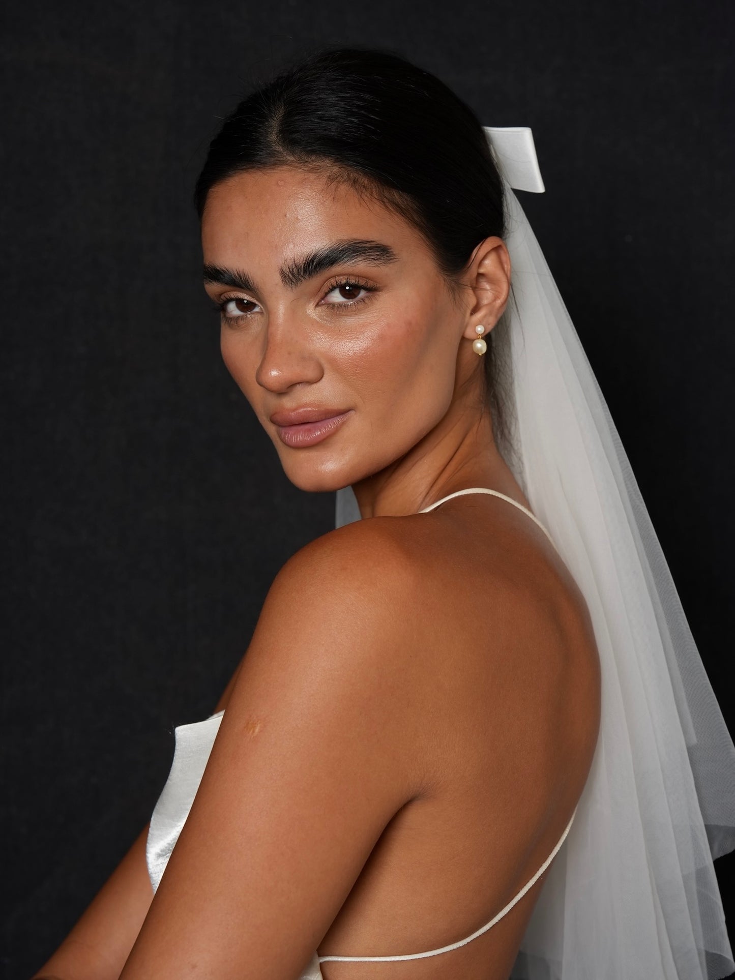 Mini Bow Short Two Tier Bachelorette Veil