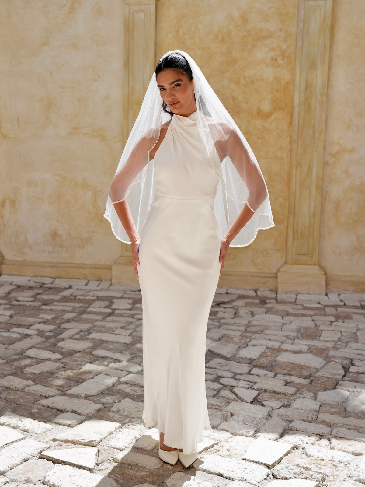 Scalloped Pearl Beaded Edge Veil, Single Tier, Fingertip Length
