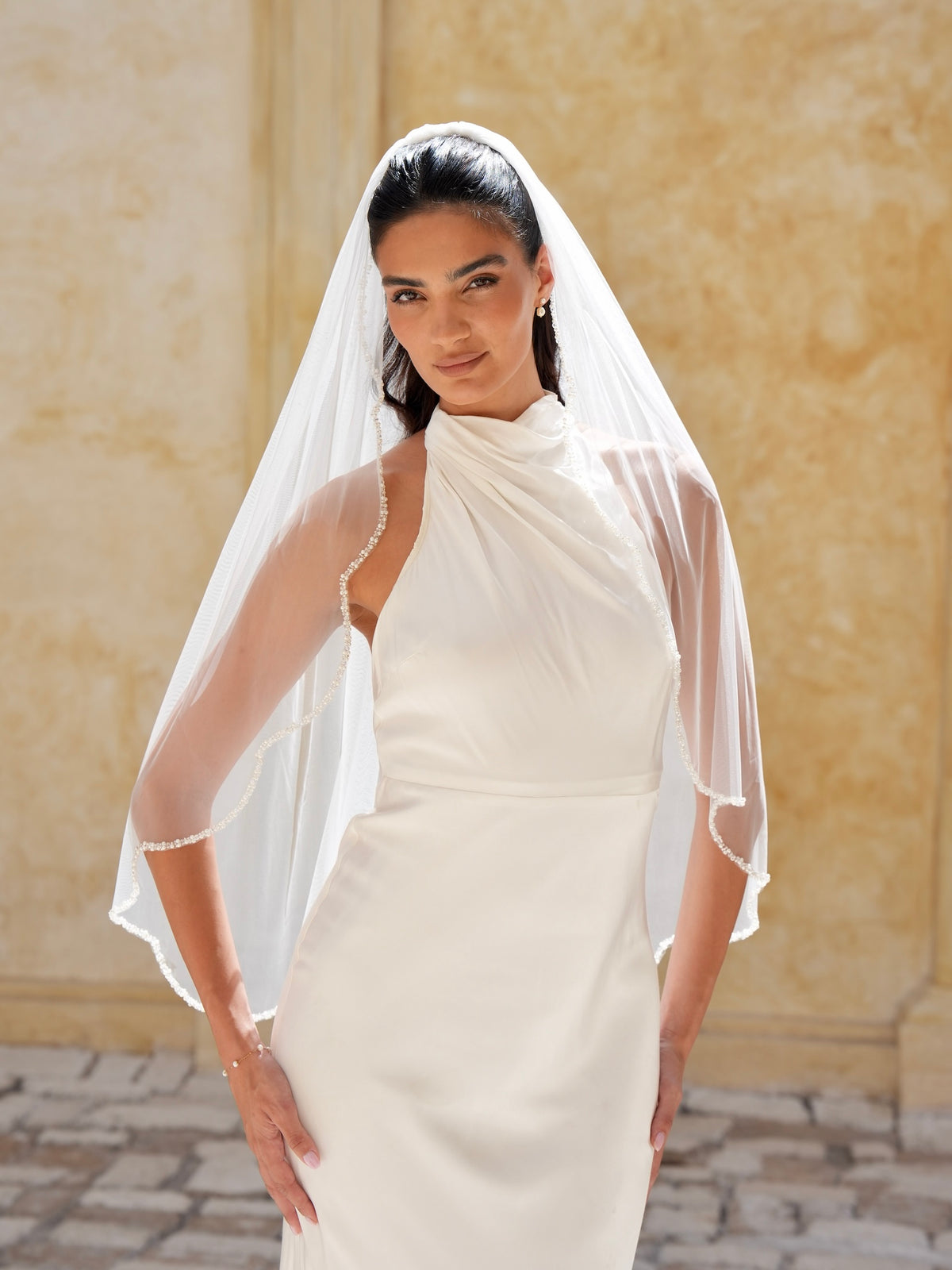 Scalloped Pearl Beaded Edge Veil, Single Tier, Fingertip Length