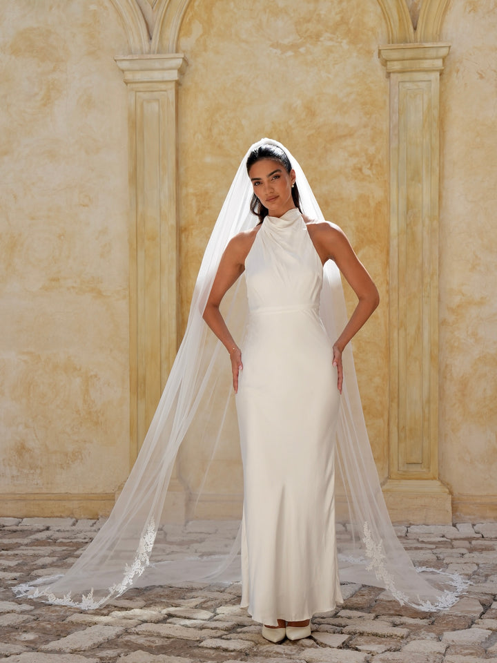 Scalloped Floral Lace Edge Veil, Single Tier, Cathedral Length