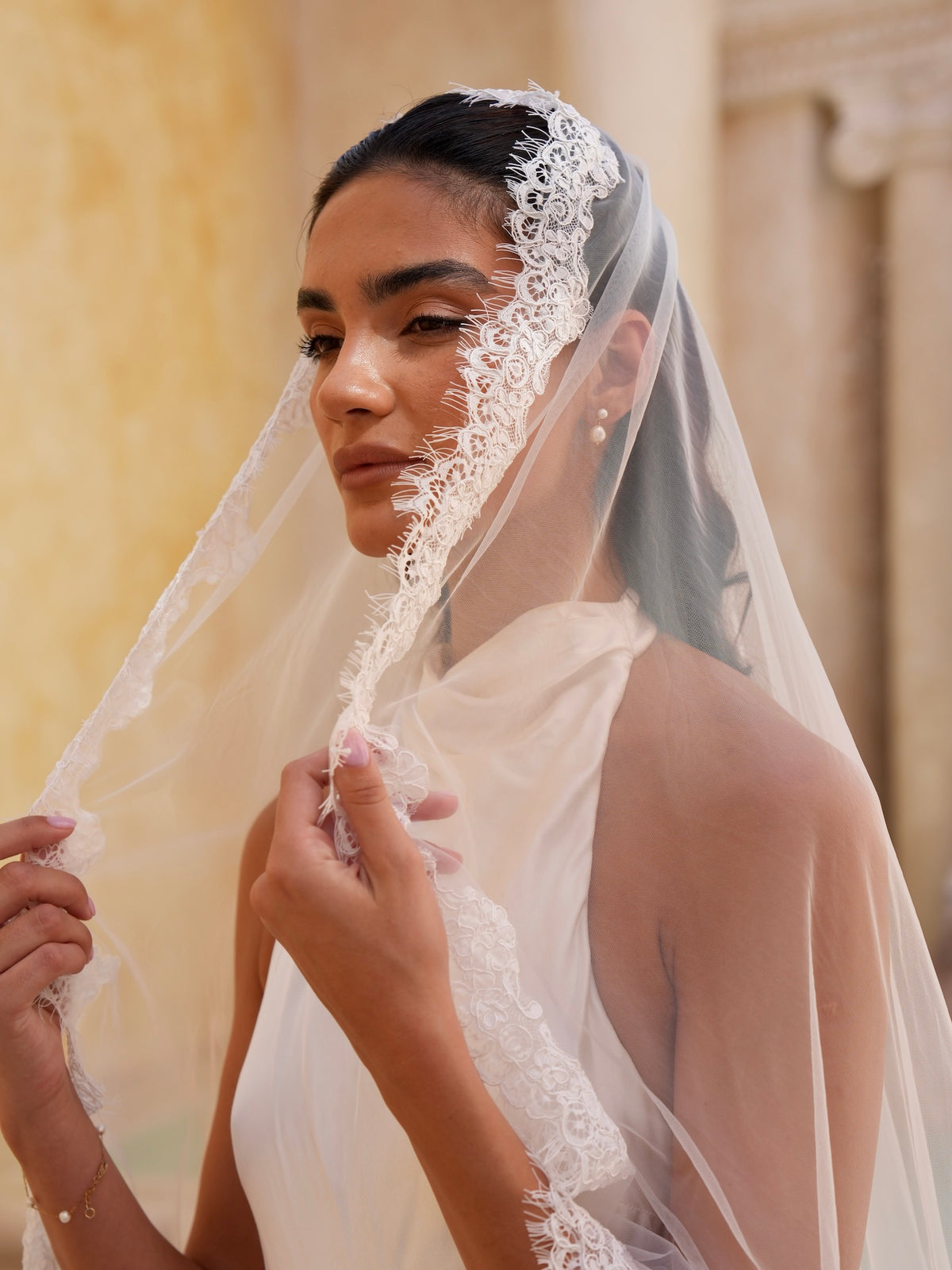 Alencon Lace Mantilla Veil, Single Tier, Cathedral Length
