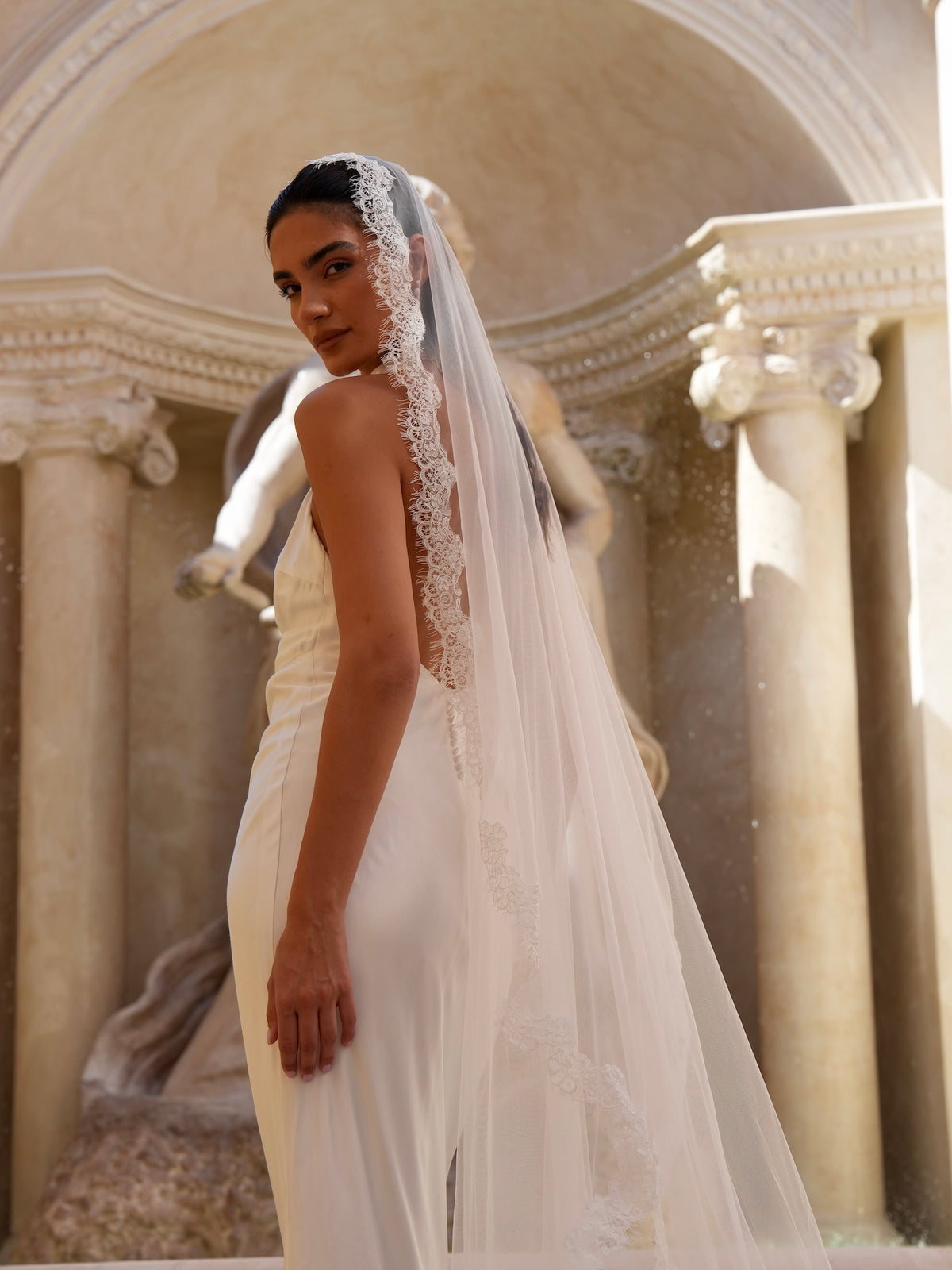 Alencon Lace Mantilla Veil, Single Tier, Cathedral Length