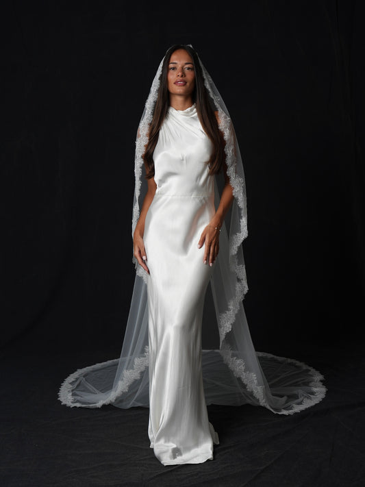 Delicate Chantilly Mantilla Lace Veil, Single Tier, Cathedral Length