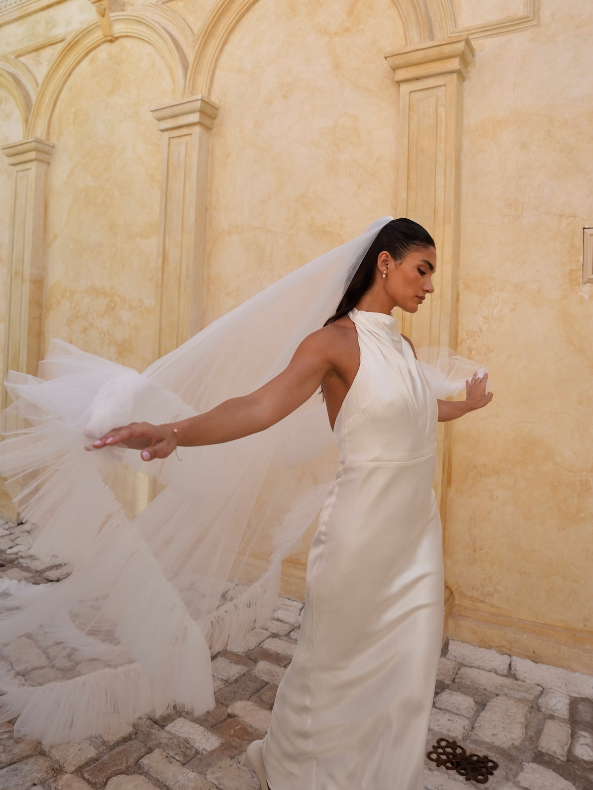 Ruffle Edge Veil, Two Tier, Cathedral Length