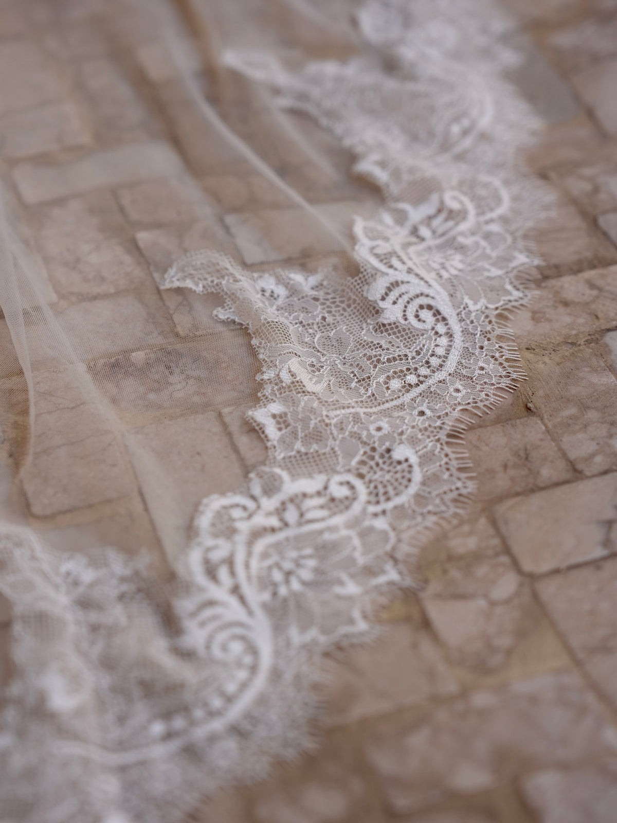 Chantilly Mantilla Lace Veil, Single Tier, Cathedral Length