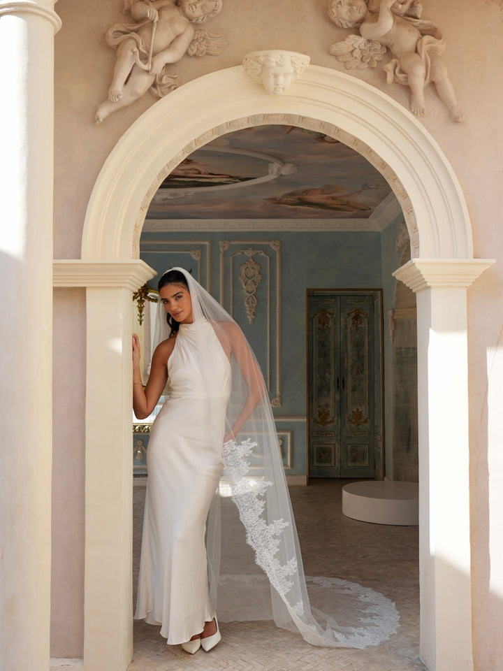 Partial Royal Lace Veil, Single Tier, Cathedral Length