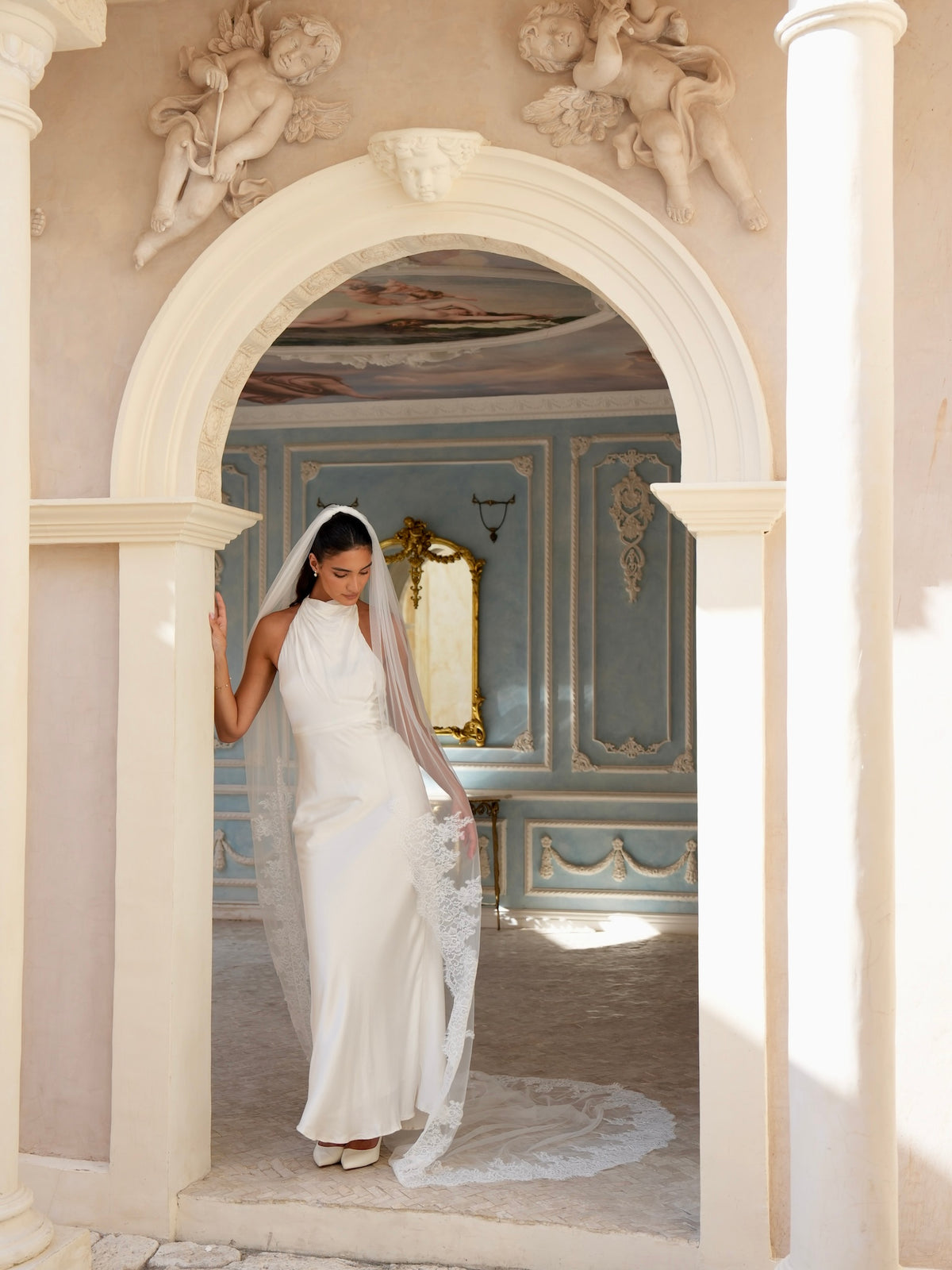 Partial Royal Lace Veil, Single Tier, Cathedral Length