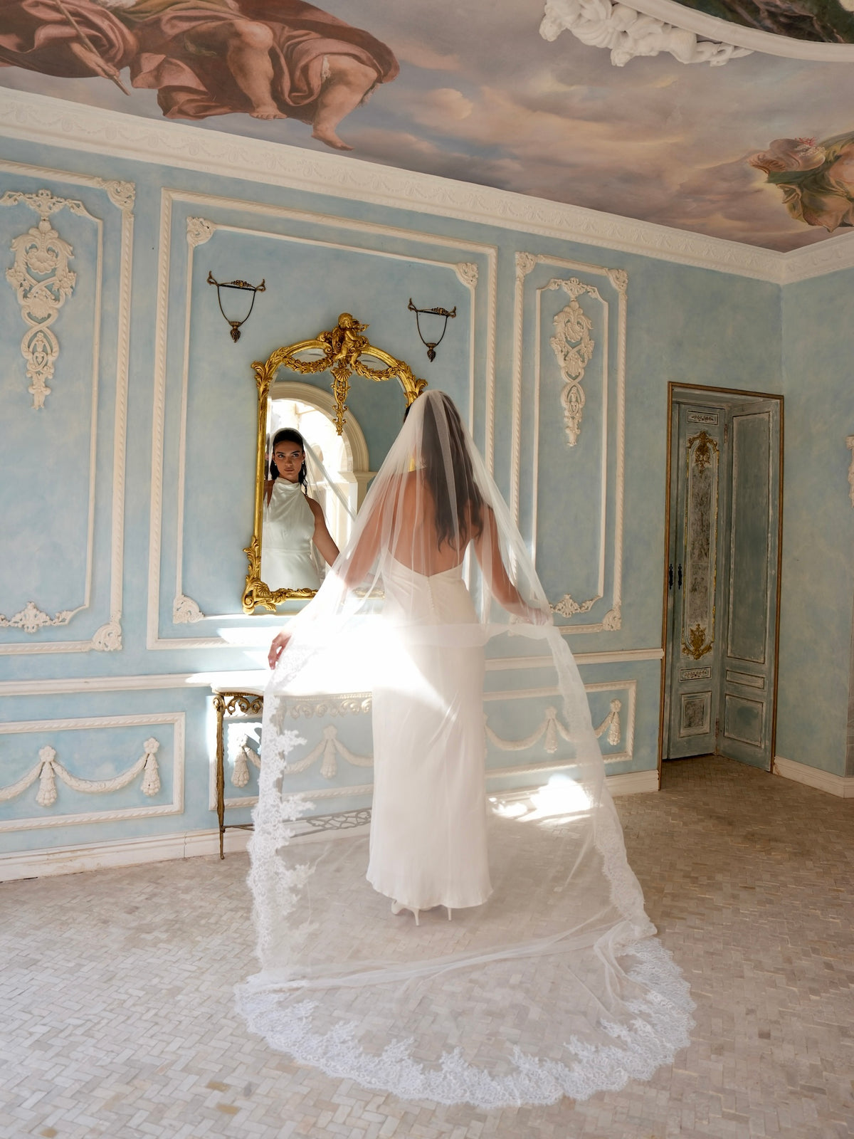 Partial Royal Lace Veil, Single Tier, Cathedral Length