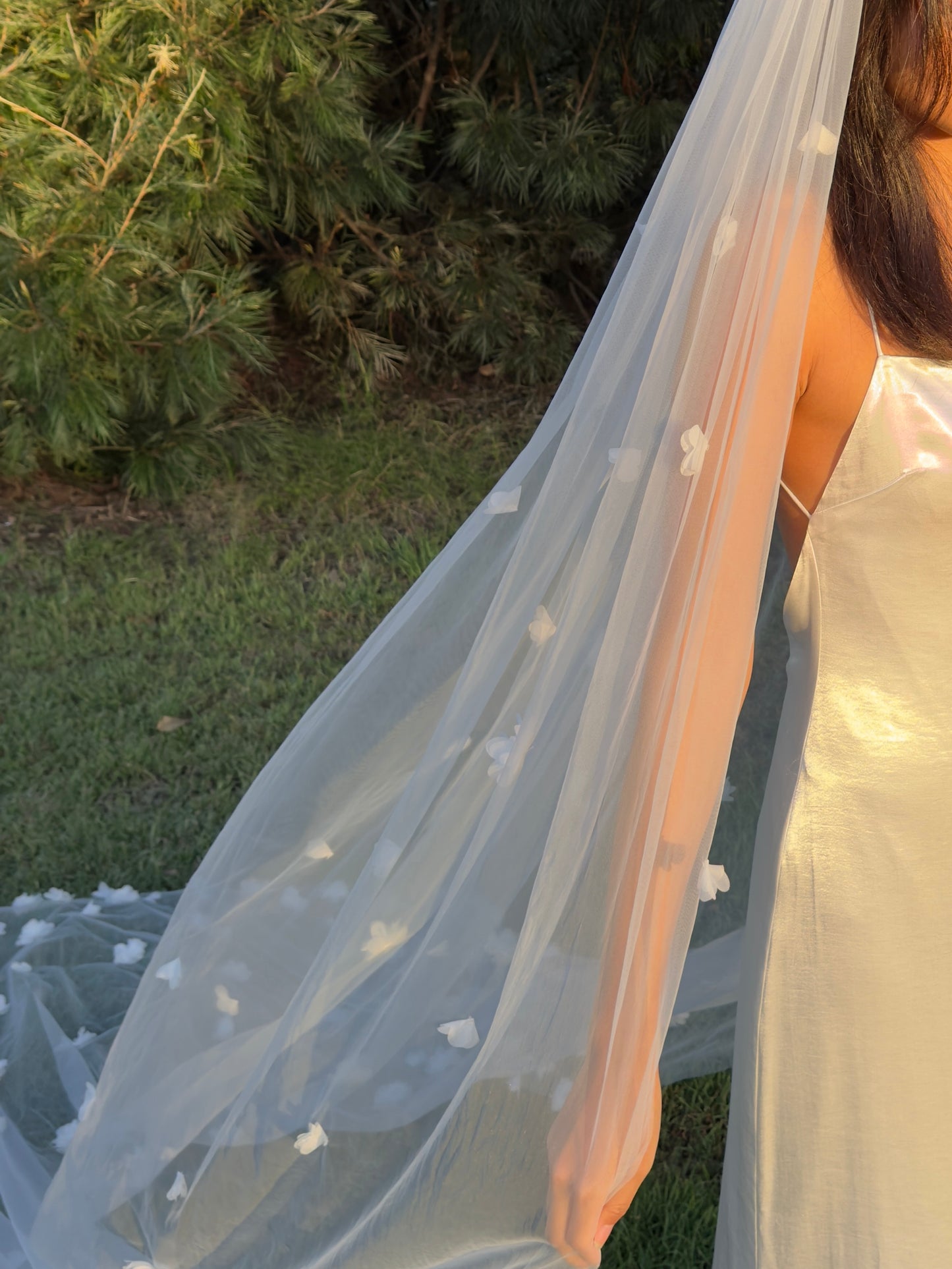 3D FLOWER VEIL, SINGLE TIER, CATHEDRAL LENGTH