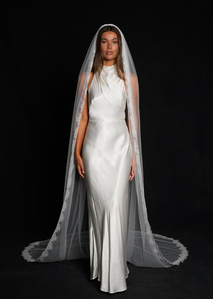 Chantilly Lace Veil, Single Tier, Cathedral Length