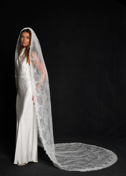 FOR SABRINA- CHANTILLY ALL OVER LACE VEIL, SINGLE TIER, CATHEDRAL LENGTH
