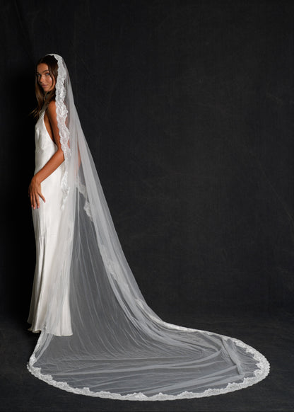 FOR DANA- MANTILLA LACE VEIL, SINGLE TIER, CATHEDRAL LENGTH