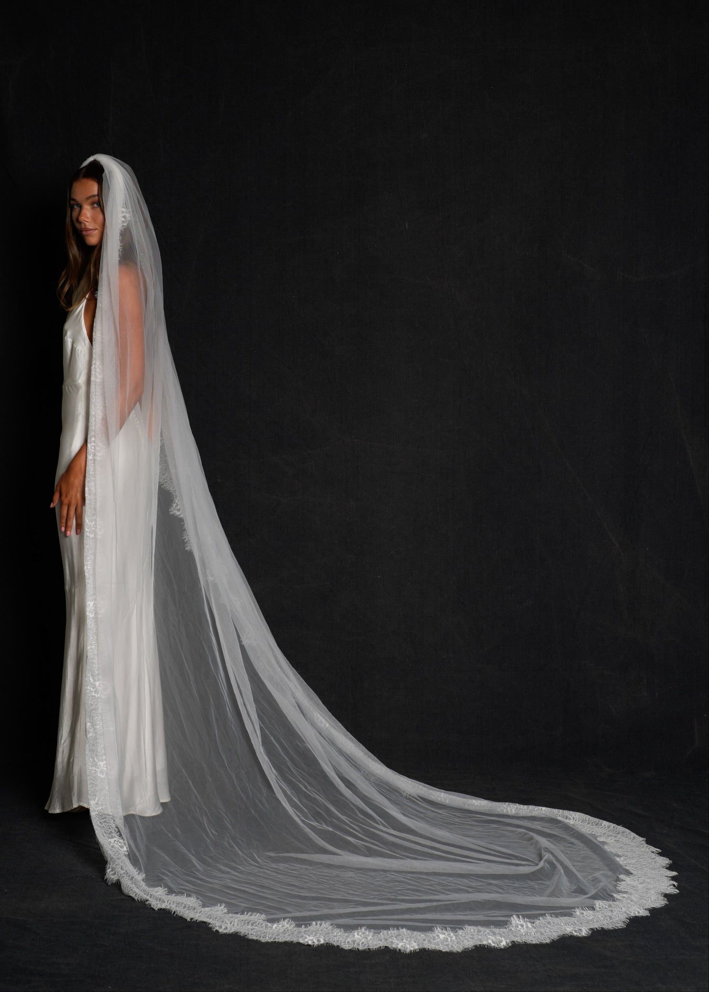 LACE VEIL, SINGLE TIER, CATHEDRAL LENGTH