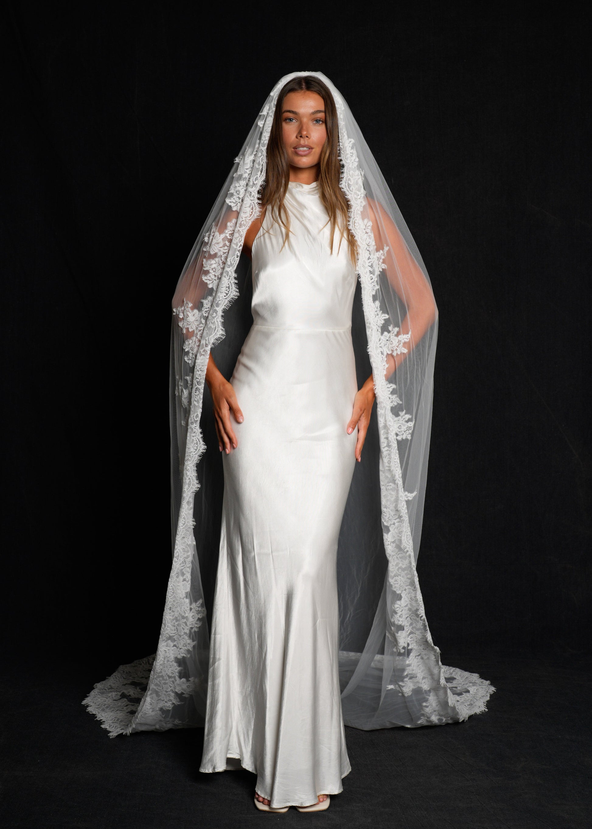 best veil for lace wedding dress Kristene Lace Edge Veil | Scalloped Lace Veil
