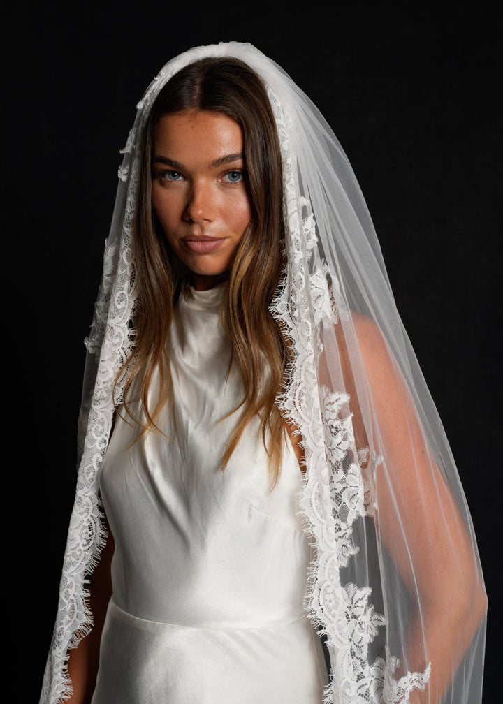 Royal Lace Veil, Single Tier, Cathedral Length