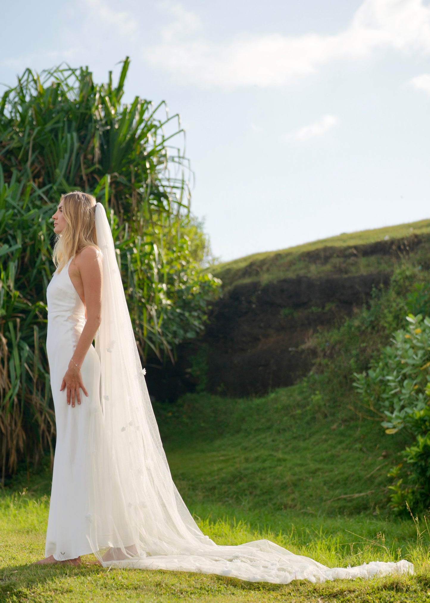 3D FLOWER VEIL, SINGLE TIER, CATHEDRAL LENGTH
