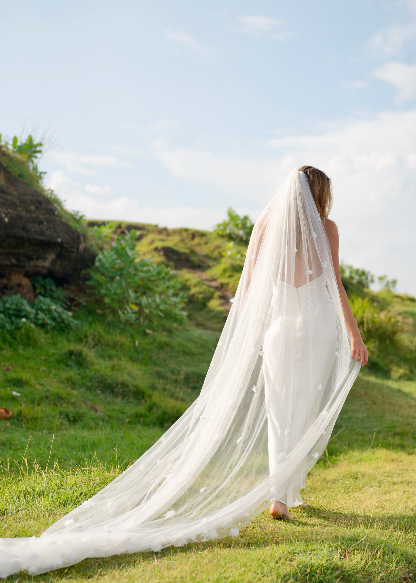 3D FLOWER VEIL, SINGLE TIER, CATHEDRAL LENGTH