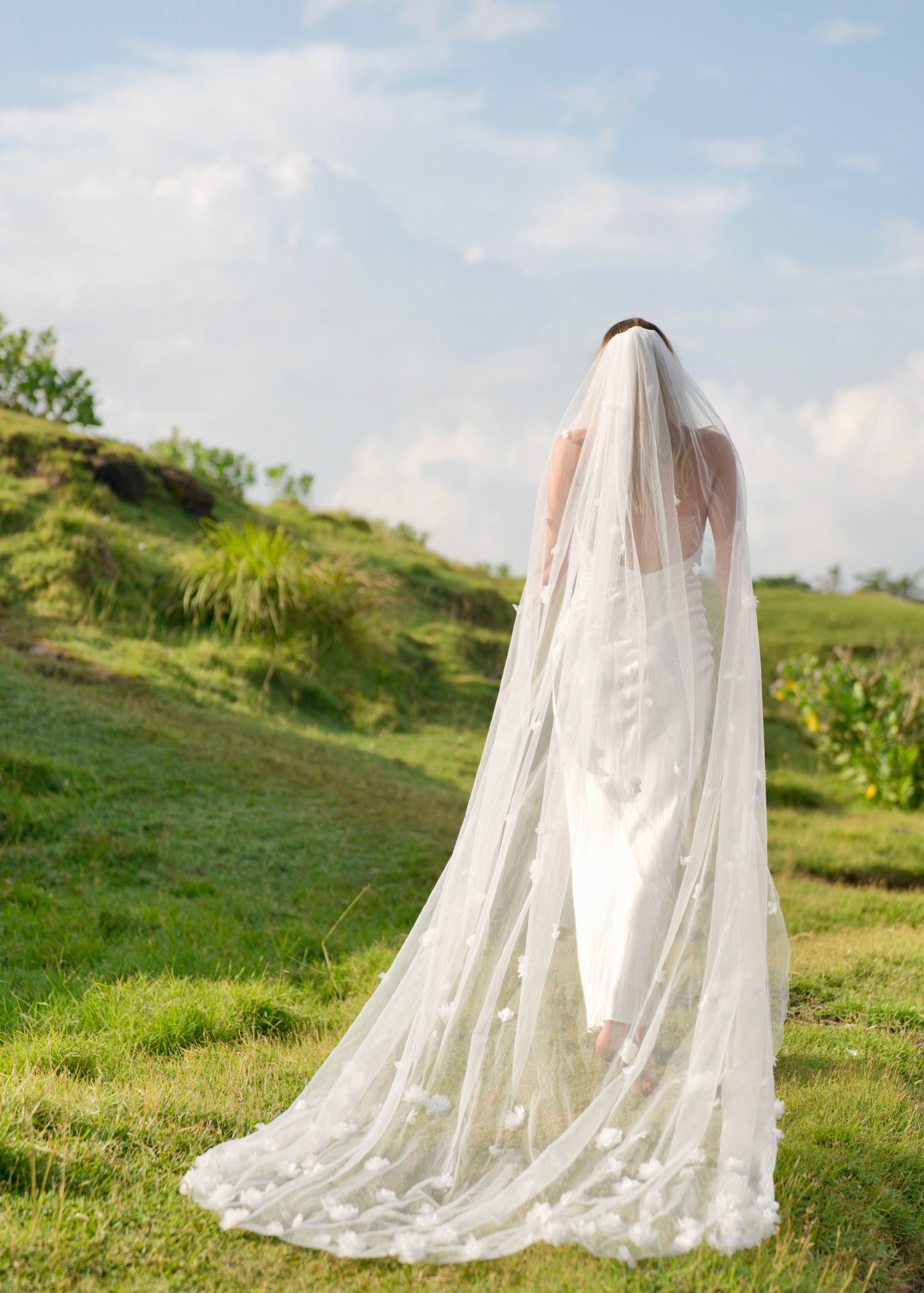 3D FLOWER VEIL, SINGLE TIER, CATHEDRAL LENGTH