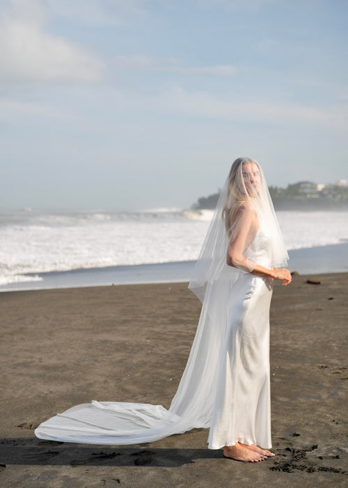 SIMPLE PLAIN CLASSIC VEIL, CATHEDRAL LENGTH, TWO TIER