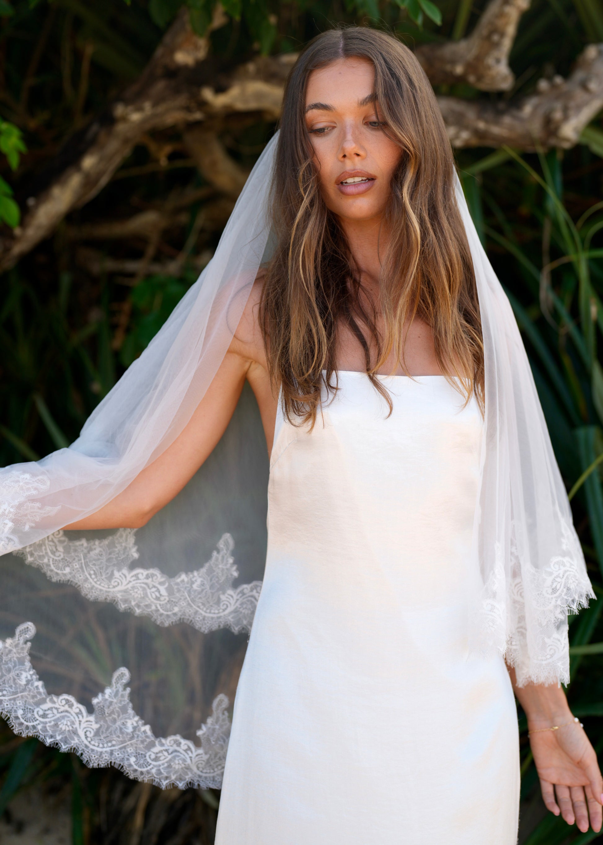 Chantilly Short Lace Veil, Two Tier, Fingertip Length Calily Bridal Chantilly Short Lace Veil, Two Tier, Fingertip Length Calily Bridal